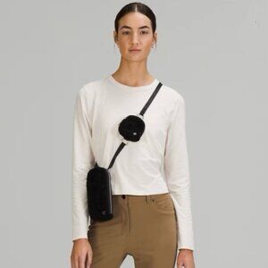 NEW Lululemon Modular Phone Crossbody Fleece in Black NWT